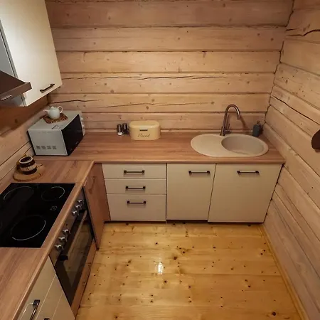 וילה над фермою