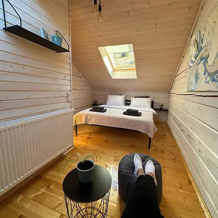 над фермою * Nizhniy Studenyy