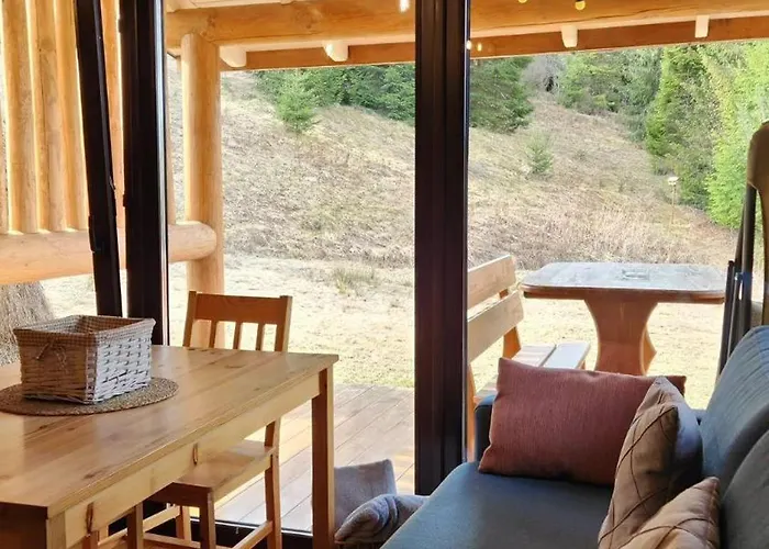 над фермою Villa *
